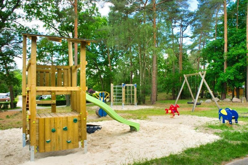 Camping-Aller-Leine-Tal Engehausen Exteriör bild