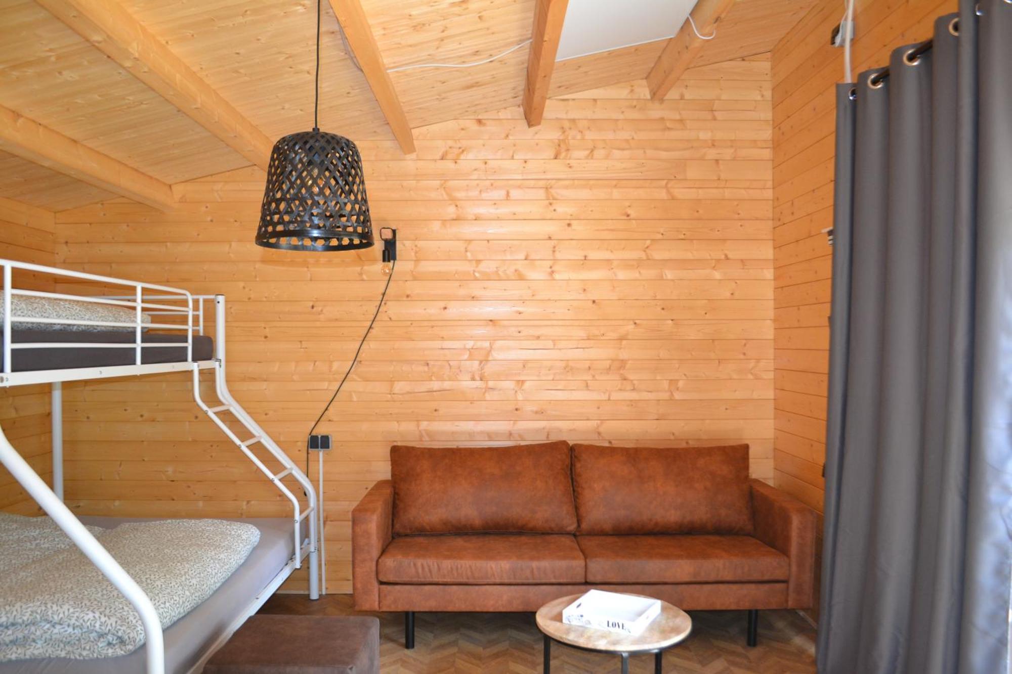 Camping-Aller-Leine-Tal Engehausen Exteriör bild