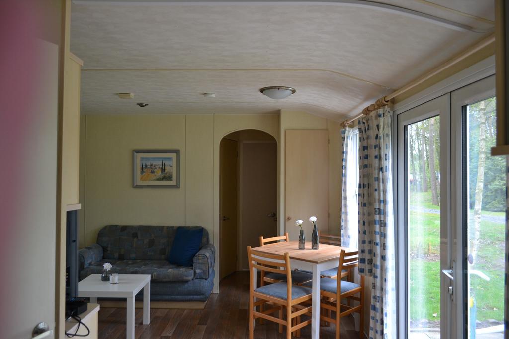 Camping-Aller-Leine-Tal Engehausen Exteriör bild